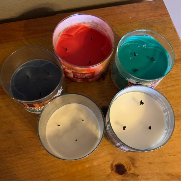 SOLD ❗️Large Candles Bundle - Picture 5 of 5